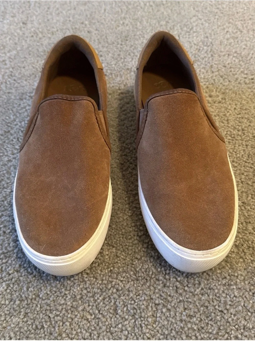 UGG Jass Slip On Shoes Women’s Sneakers SIZE 7 Chestnut Leather Trim Platform